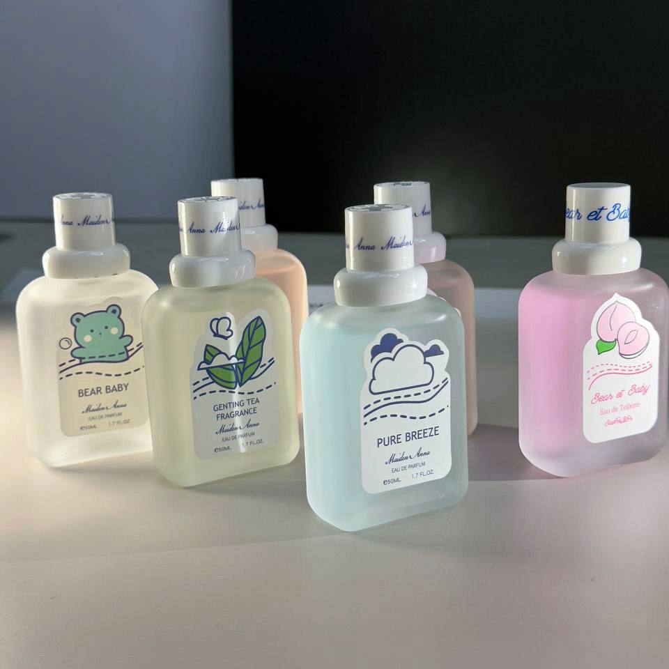 عطر بیکینی رایحه نسیم